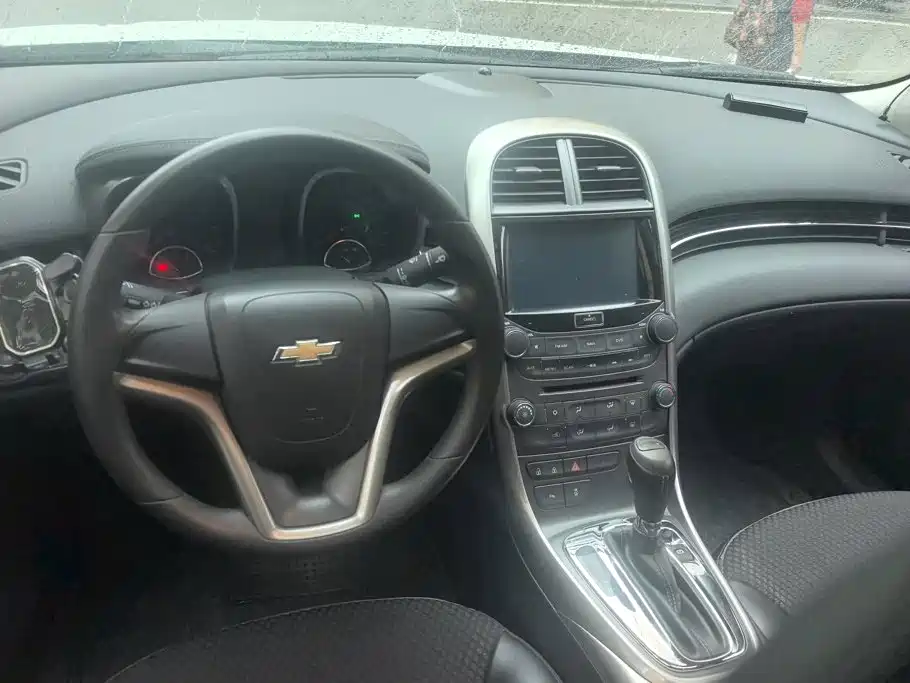 Chevrolet Malibu — миниатюра 12