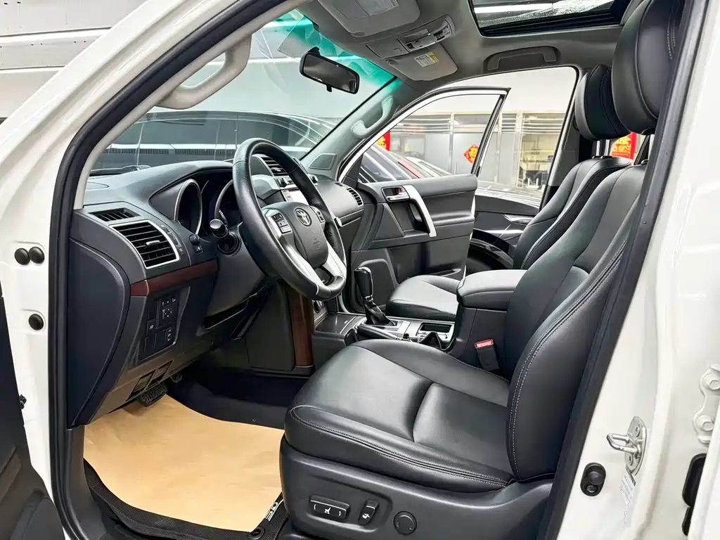 Toyota Prado — миниатюра 7