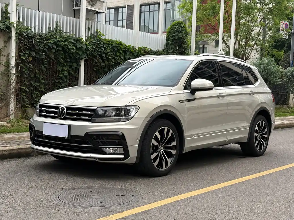 Volkswagen Tiguan L 2021