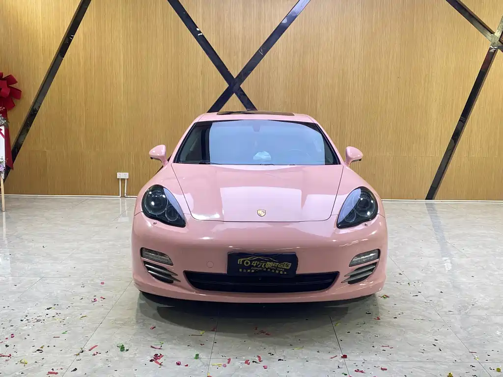 Porsche Panamera — миниатюра 2