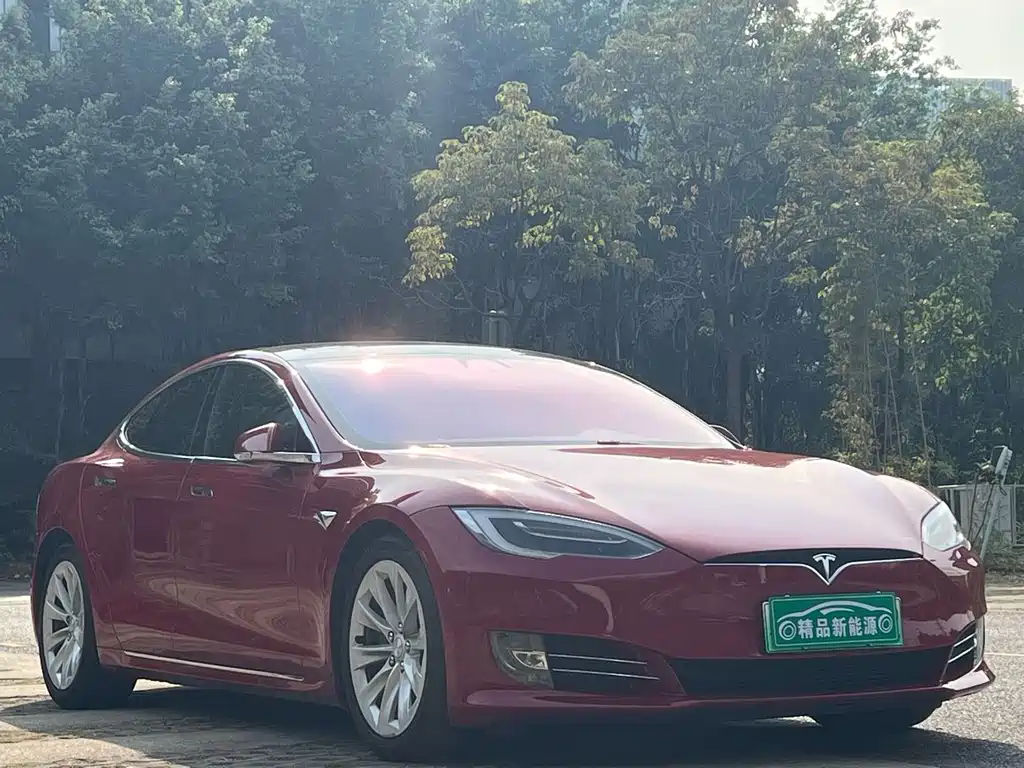 TESLA MODEL S