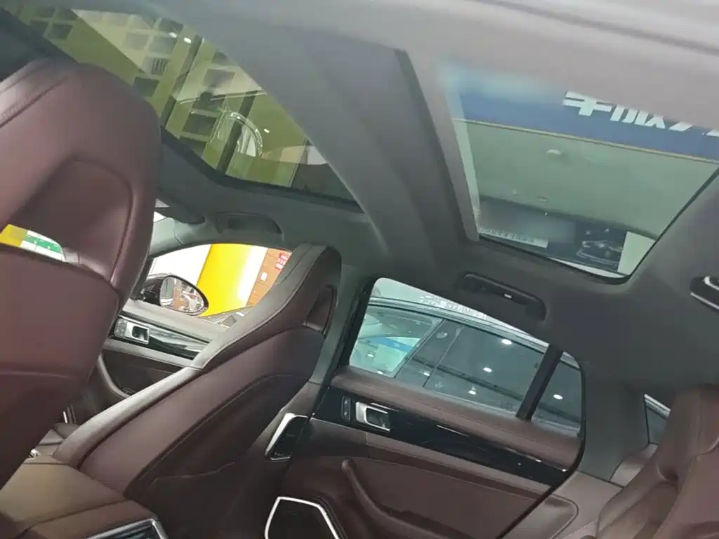 Porsche Panamera — миниатюра 18
