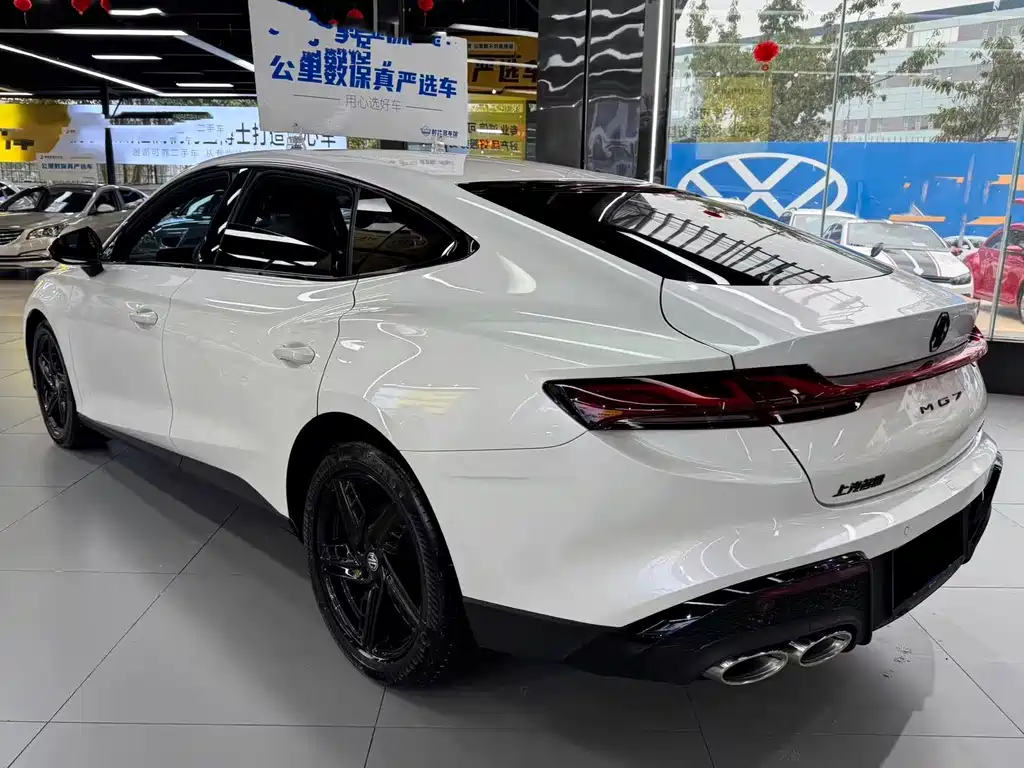 MG 7 2023 1.5T DCT