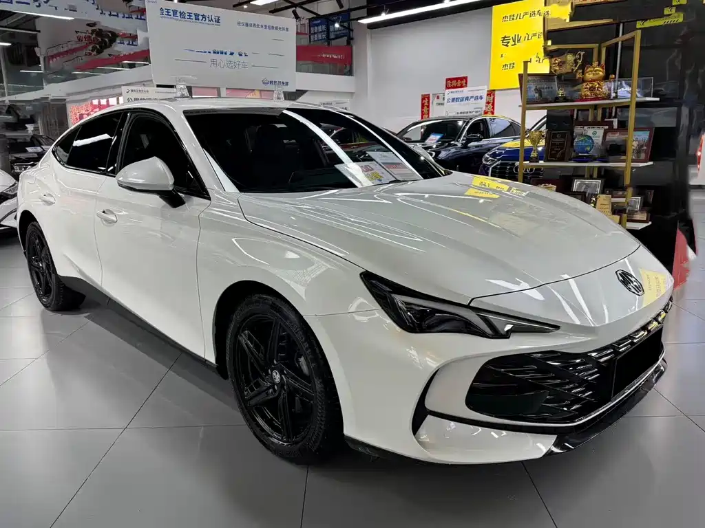 MG 7 2023 1.5T DCT
