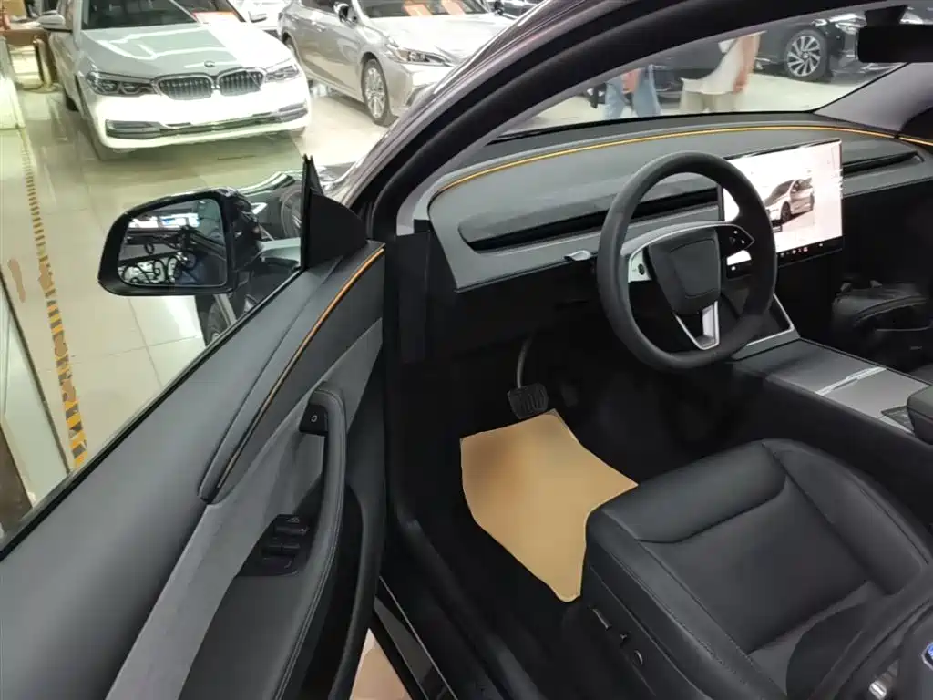 Tesla Model Y — фотографии объявления, Фото 16