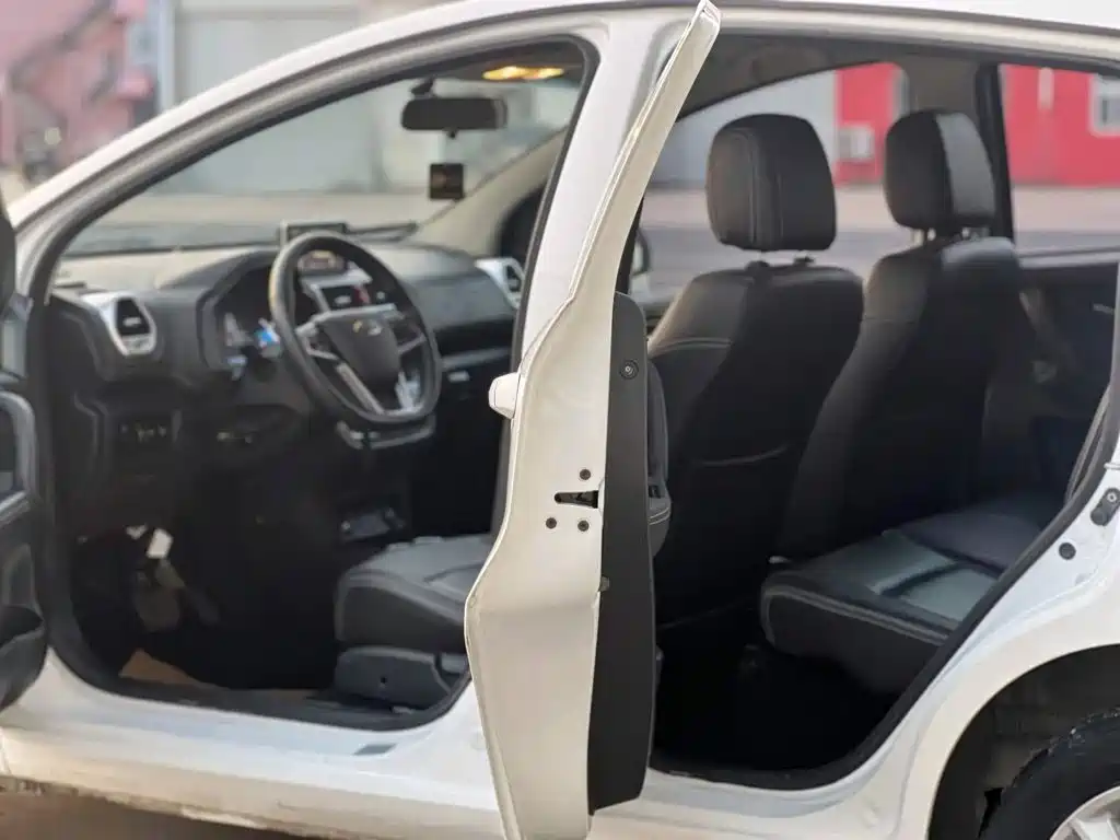 JAC JAC iEV6E — миниатюра 9