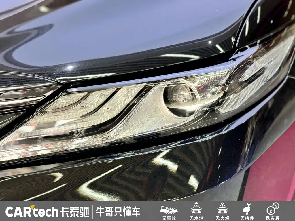 Toyota Camry — миниатюра 6