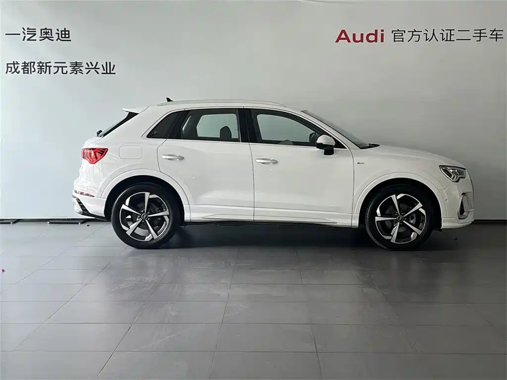 Audi Q3 2024 35 TFSI Fashion