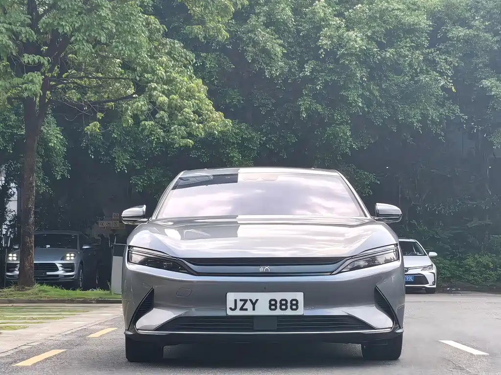 BYD Han — миниатюра 2