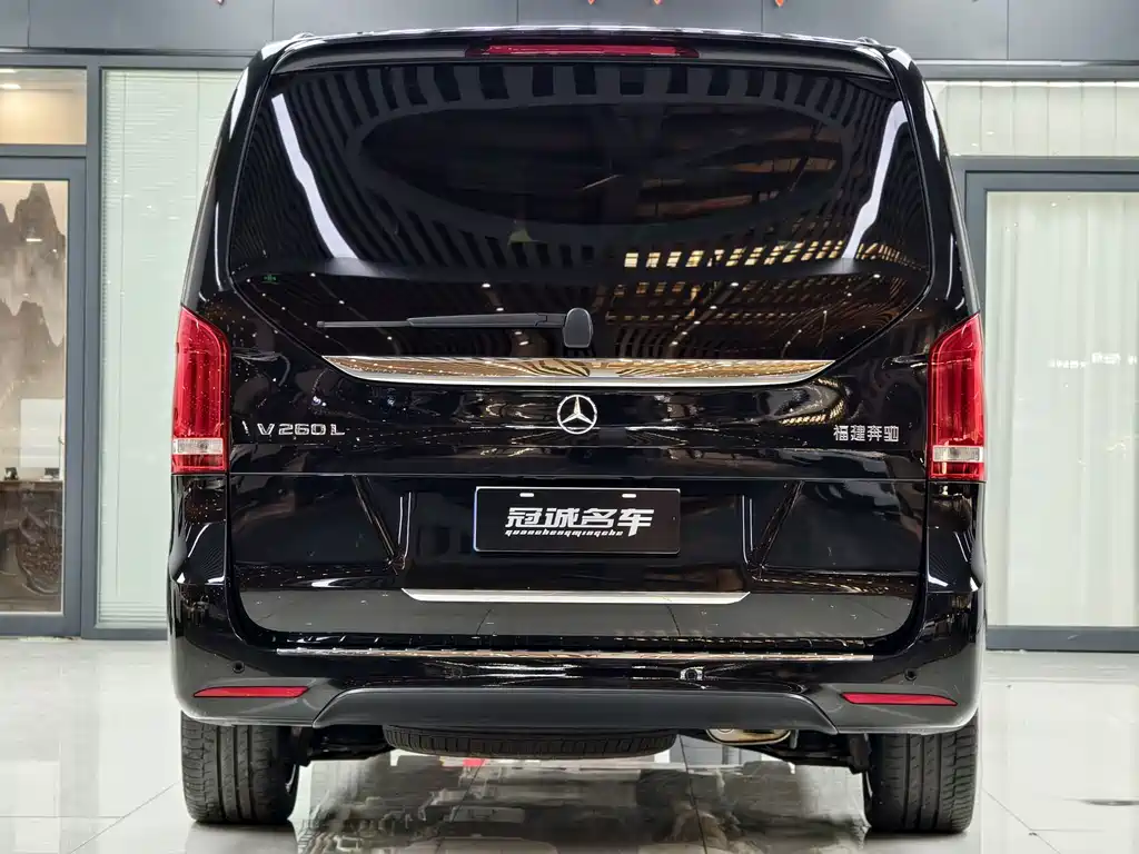 Mercedes-Benz V-Class V 2022 V 260 L Luxury
