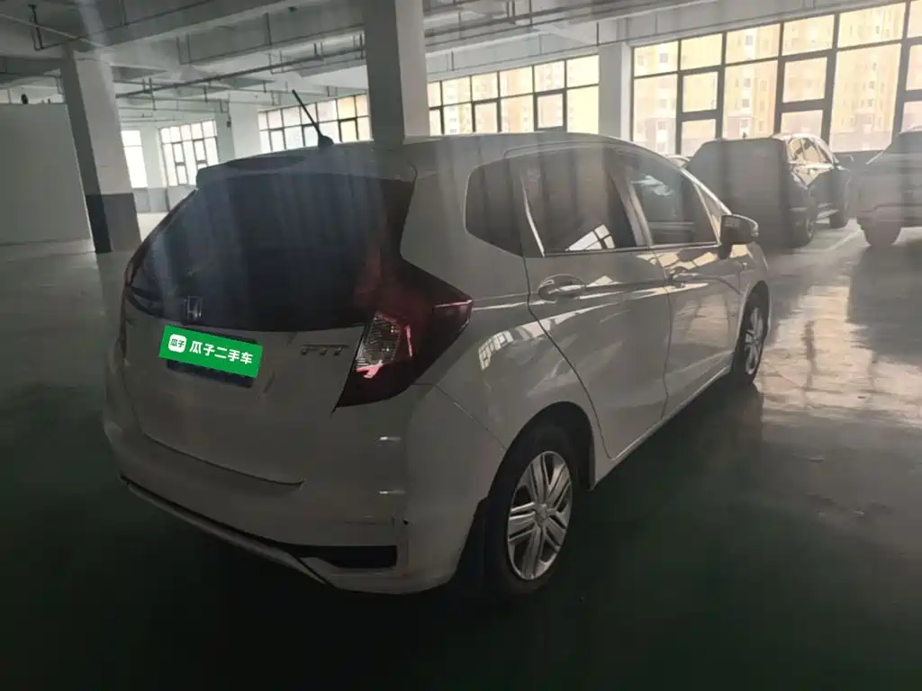 Honda Fit — миниатюра 4