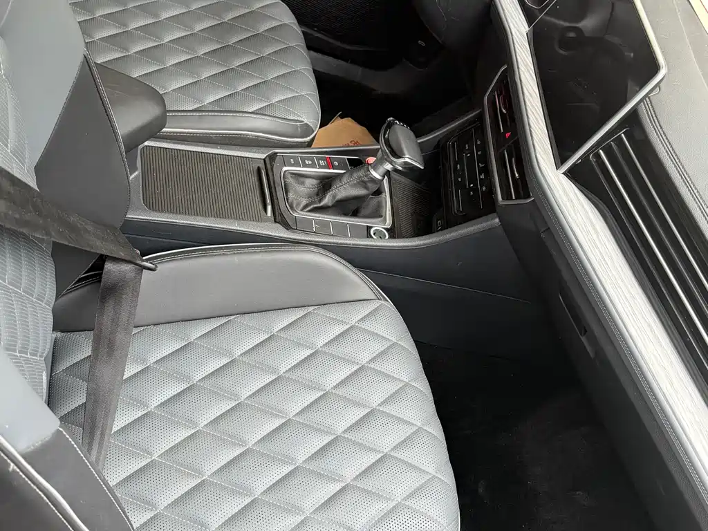 Volkswagen Sagitar 2023 280TSI DSG Plus