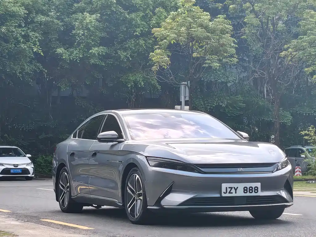 BYD Han — миниатюра 3