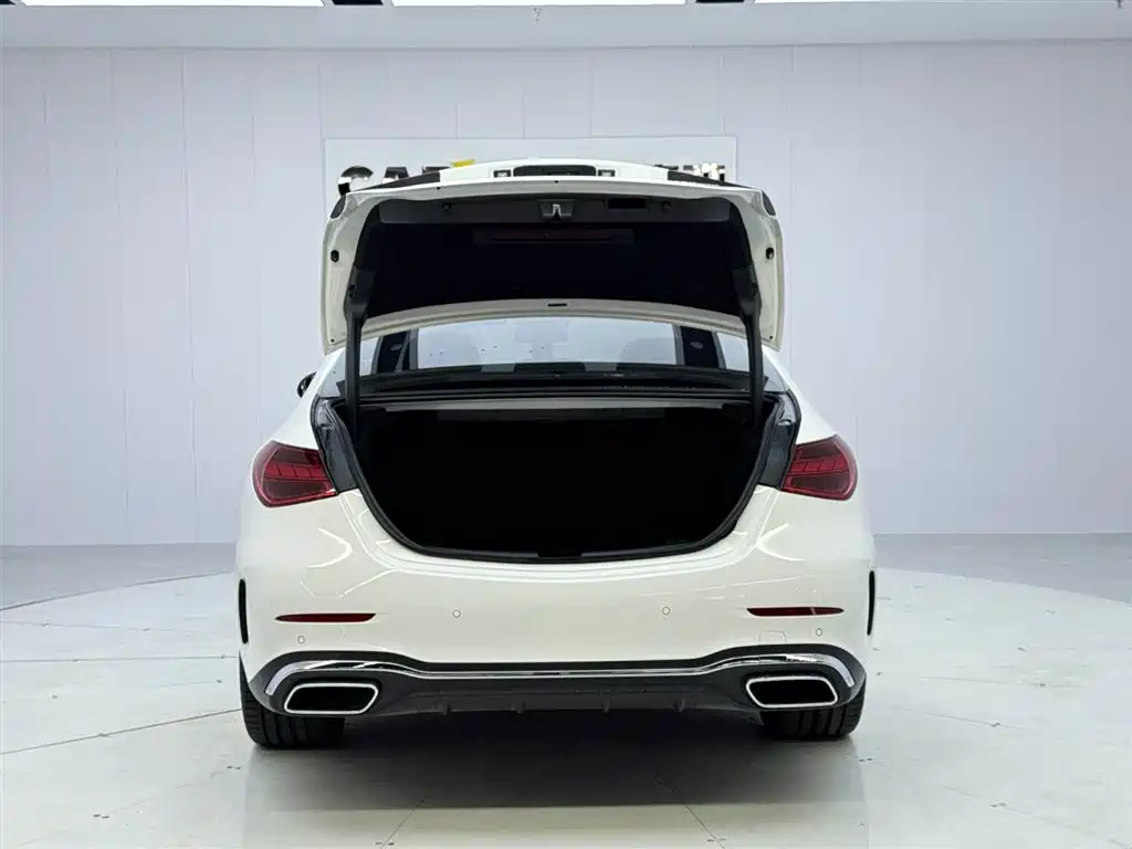 MERCEDES-BENZ C CLASS