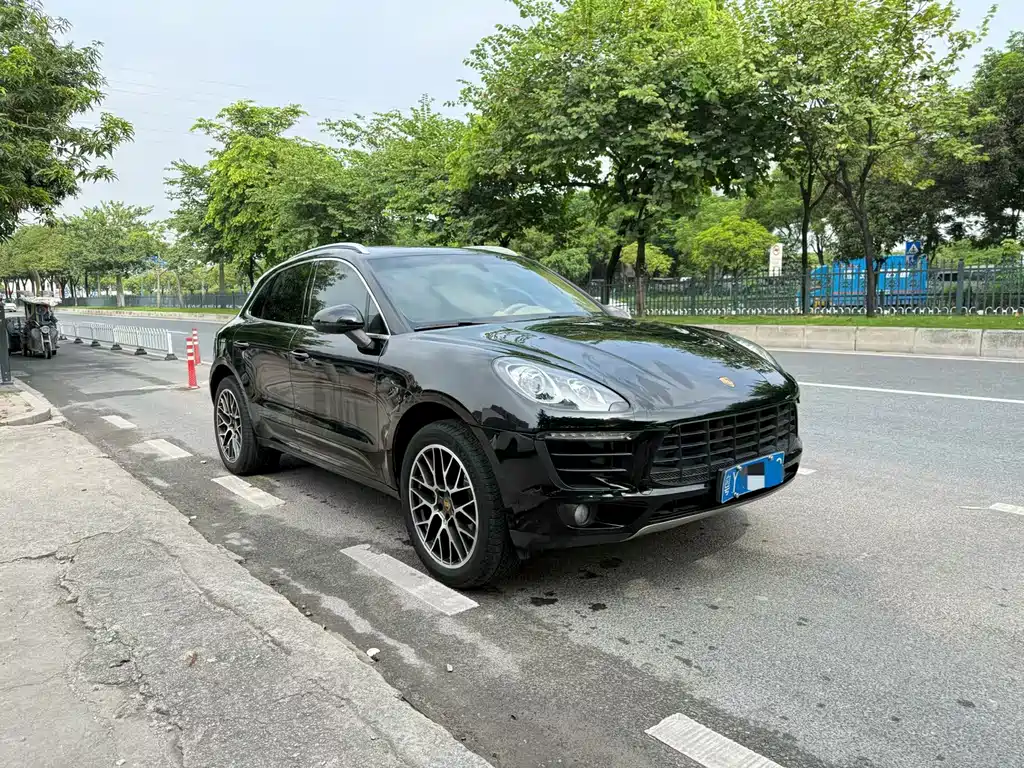 Porsche Macan — миниатюра 2