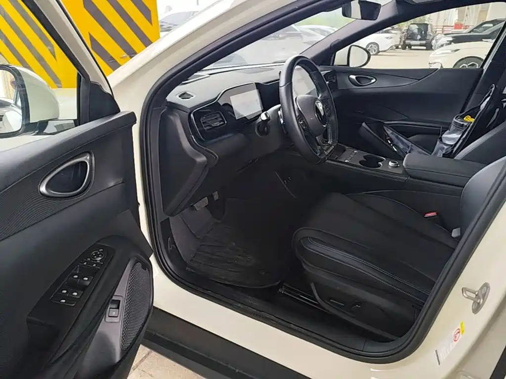 BYD Seal 06 — миниатюра 16