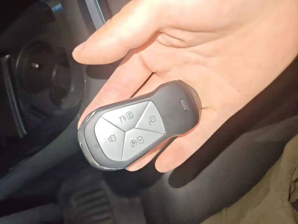 XPeng P7 — миниатюра 9