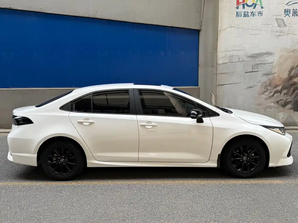 Toyota Corolla — миниатюра 7