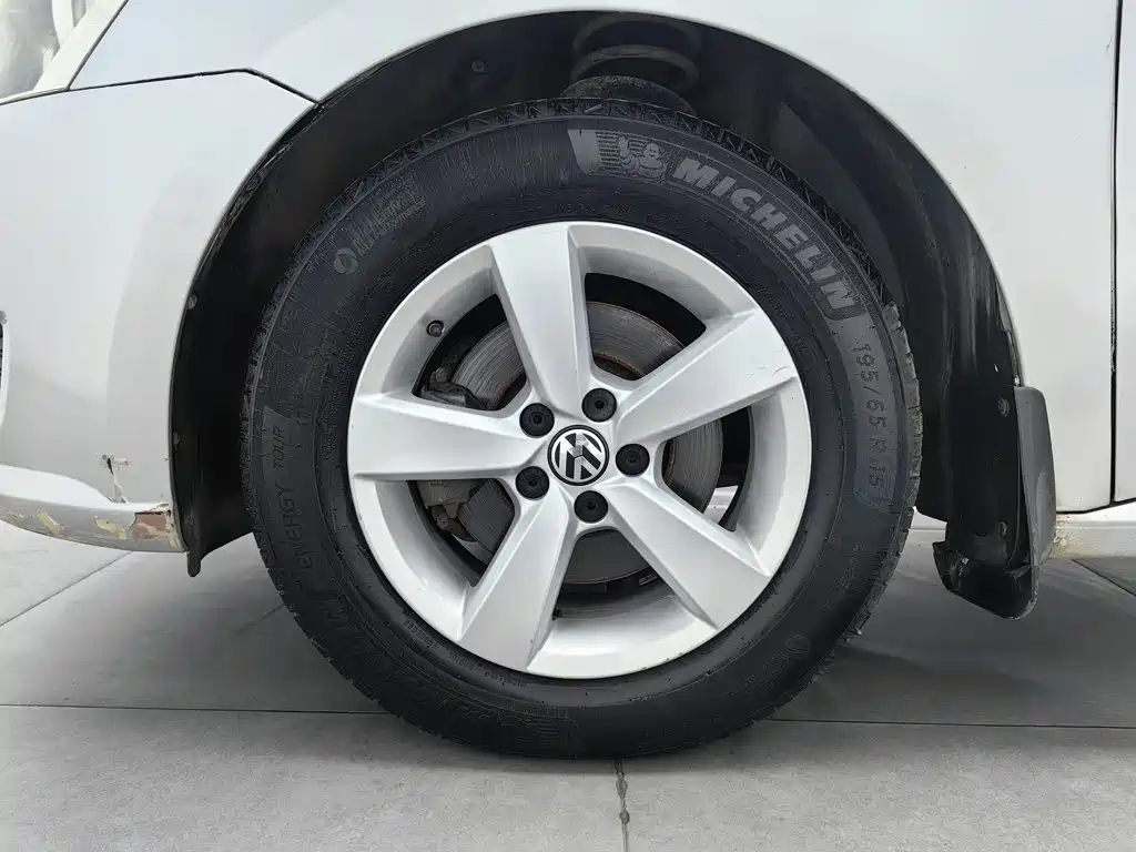 Volkswagen Lavida — миниатюра 17