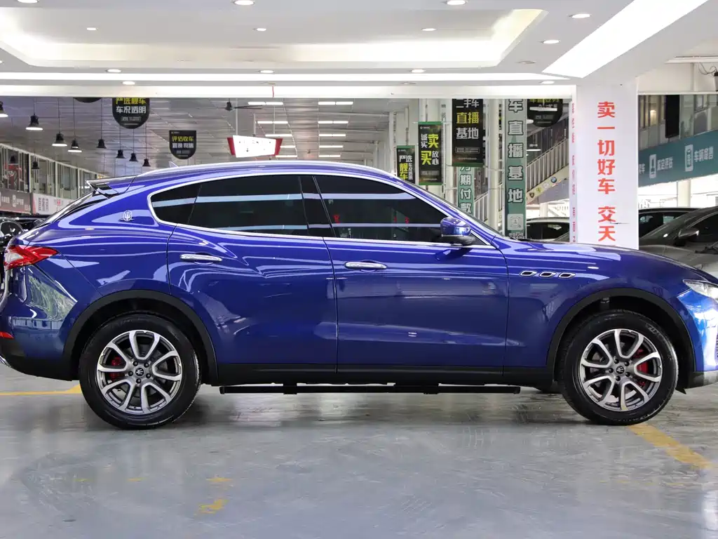 MASERATI LEVANTE