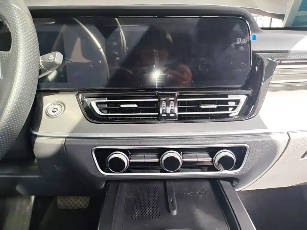Hongqi Hongqi HS5 — миниатюра 13