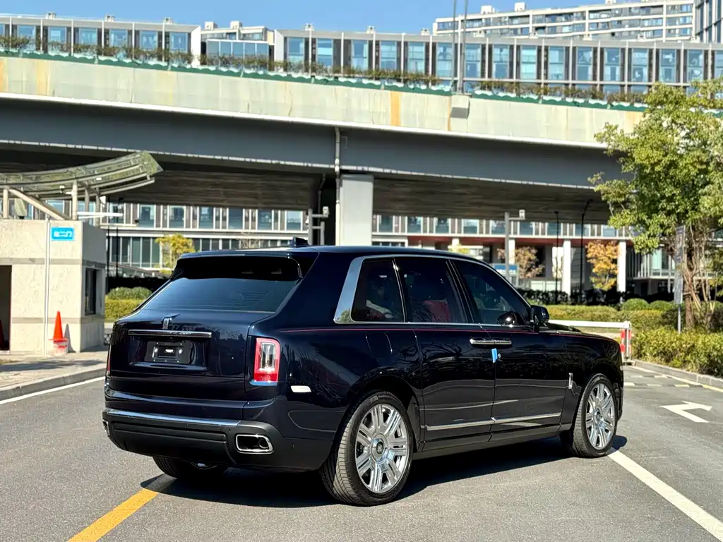 ROLLS-ROYCE CULLINAN