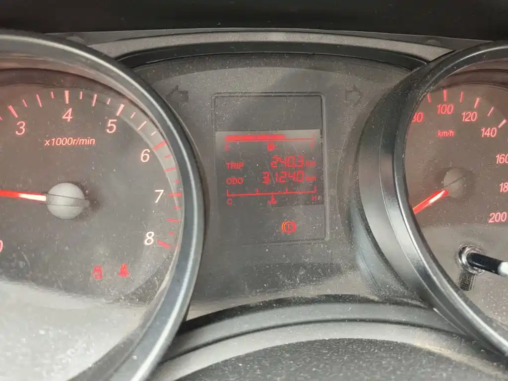 Wuling Hongguang — миниатюра 5