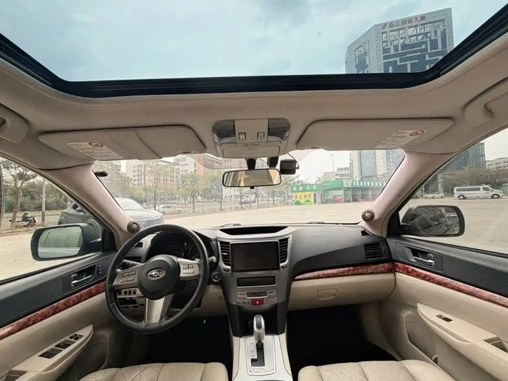 Subaru Legacy — миниатюра 6
