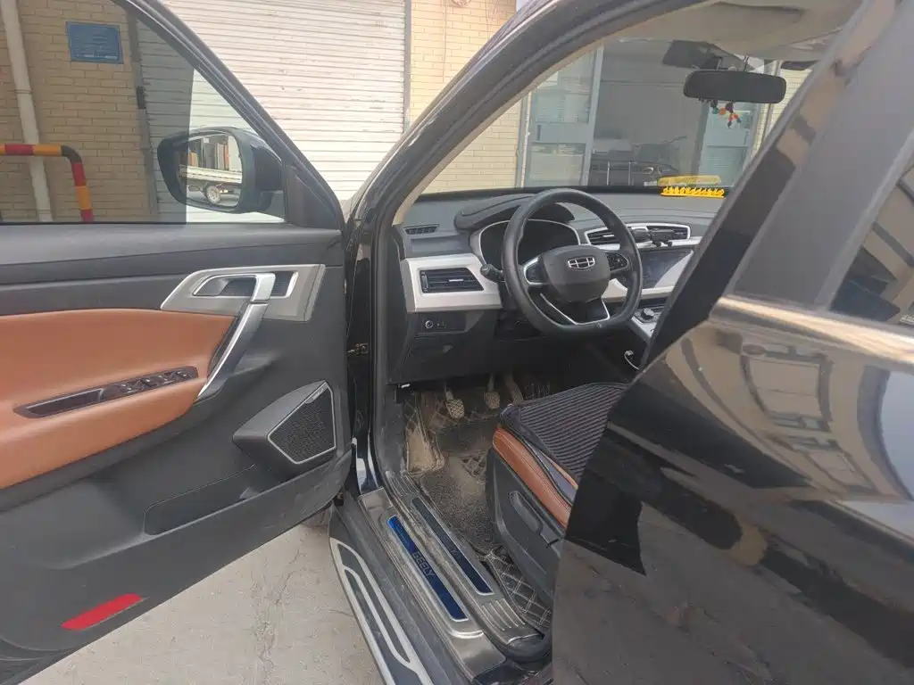 Geely Boyue — миниатюра 12