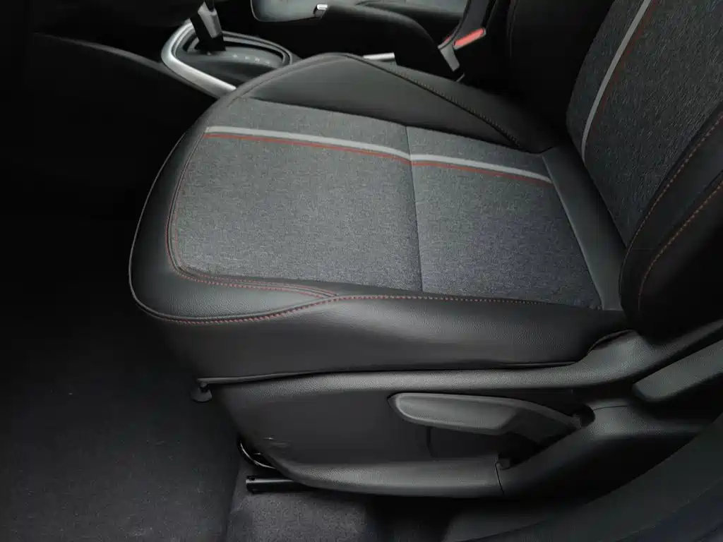 Chevrolet Trax — миниатюра 20