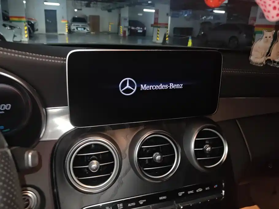Mercedes-Benz C-Class (Import) — миниатюра 13