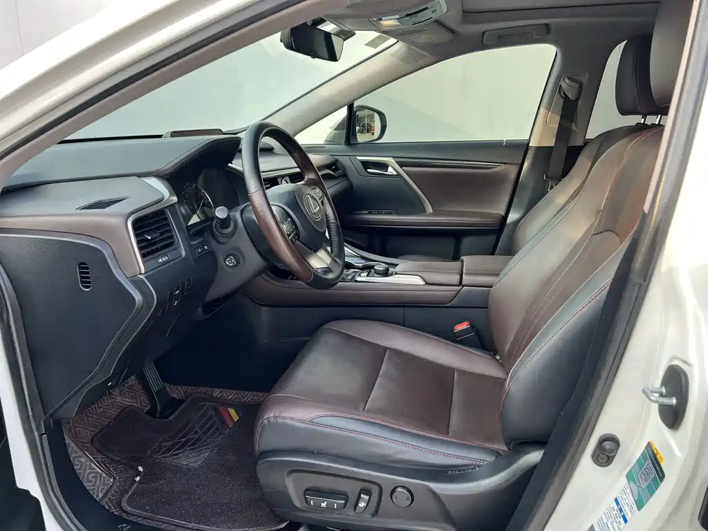 Lexus RX — миниатюра 10