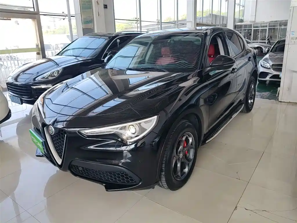 Alfa Romeo Stelvio 2018