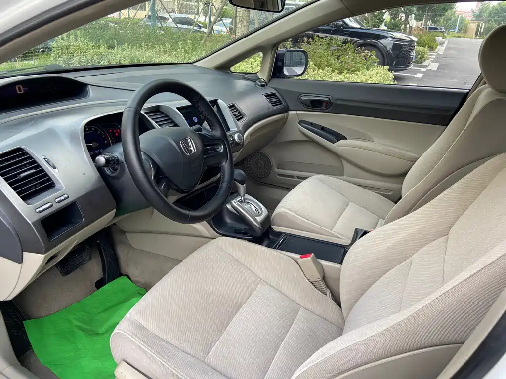 Honda Civic 2009 1.8L AT