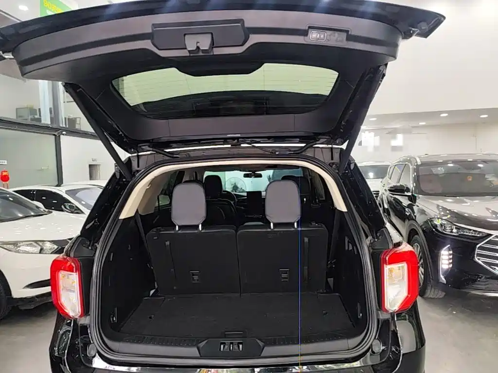 Ford Explorer — миниатюра 19