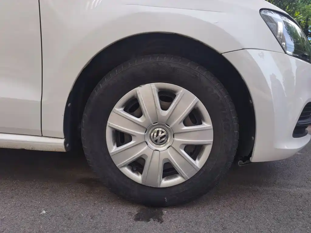 Volkswagen Polo — миниатюра 24