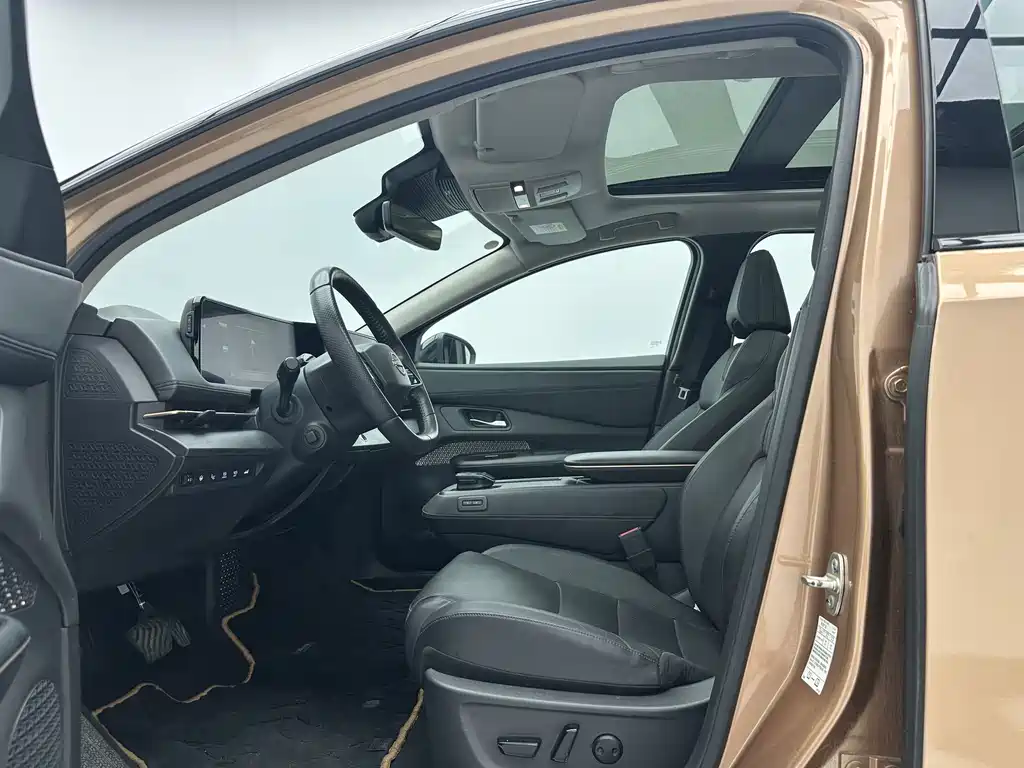Nissan Ariya - фото 5