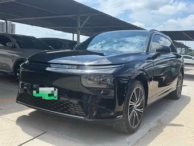 2025 Xpeng G9