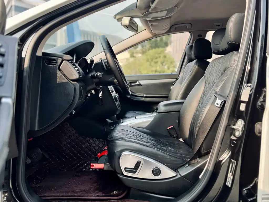 Mercedes-Benz R 2011 R 300 L