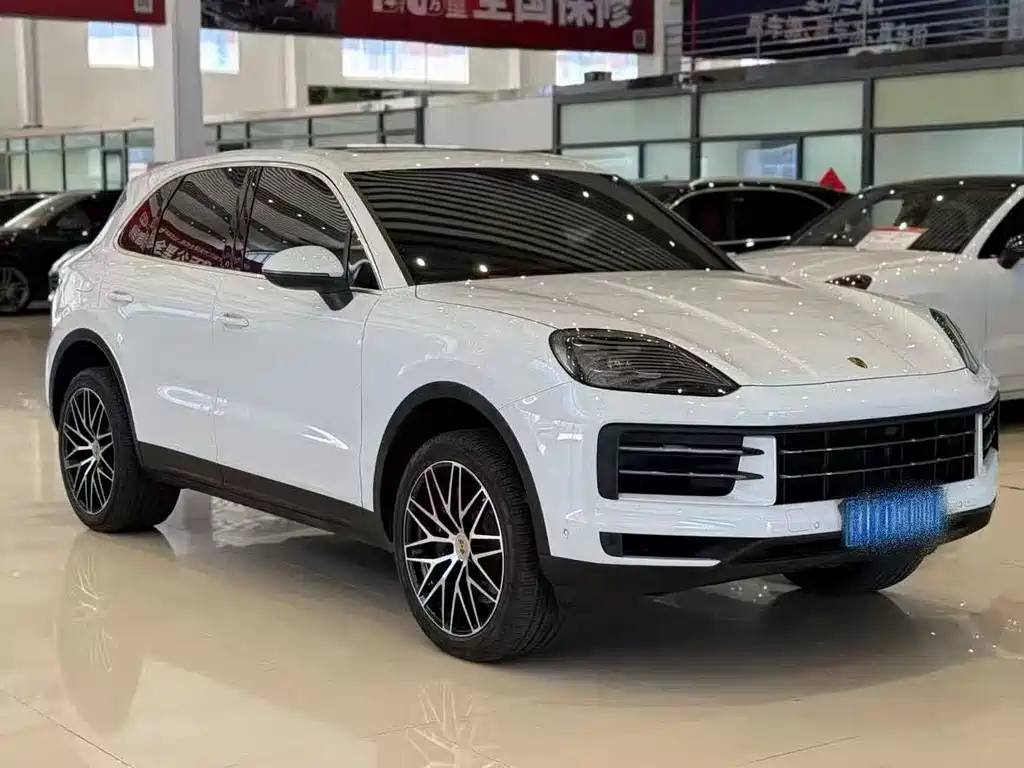Porsche Cayenne — миниатюра 3