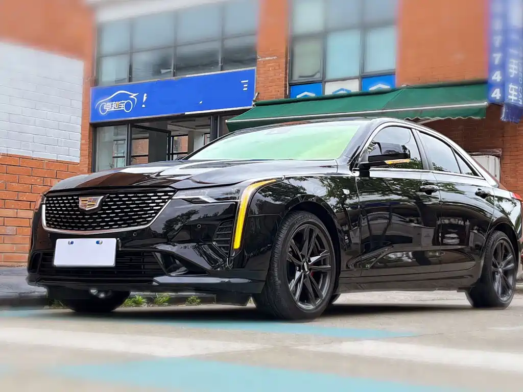 Cadillac CT4 2023