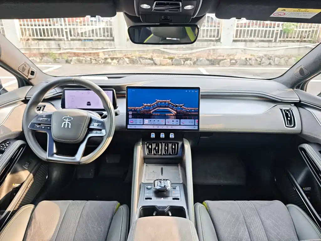 BYD L EV — миниатюра 7