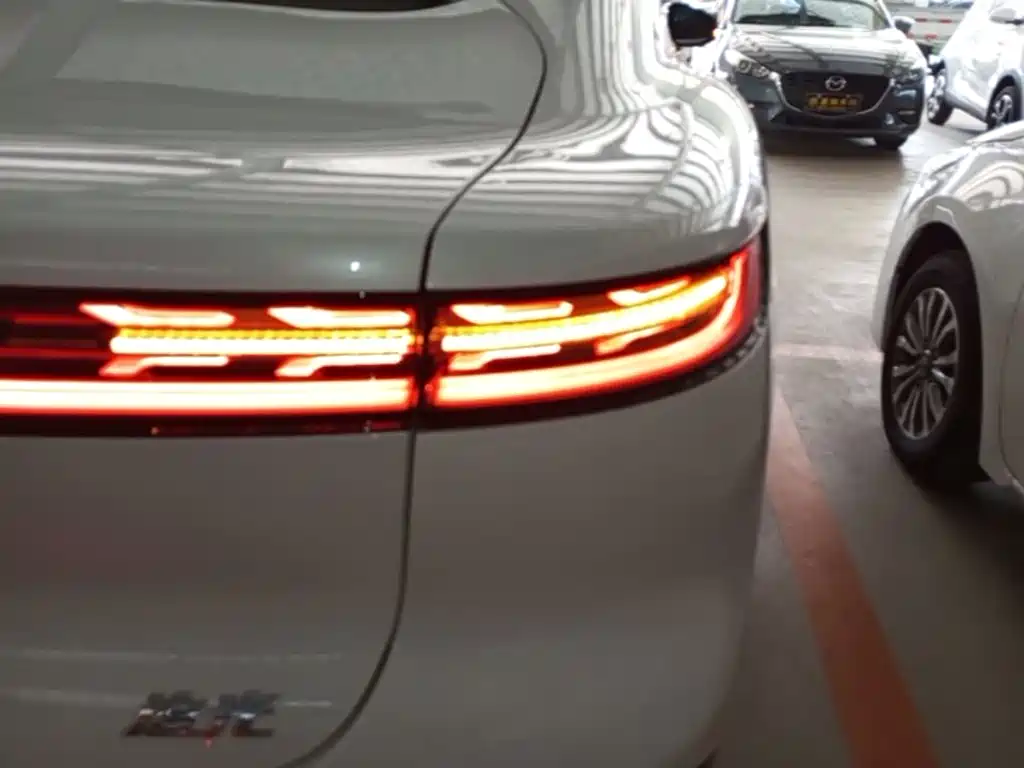 Voyah Passion 2024 PHEV Flagship