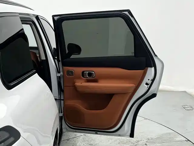 Leapmotor Leapmotor C16 — миниатюра 12