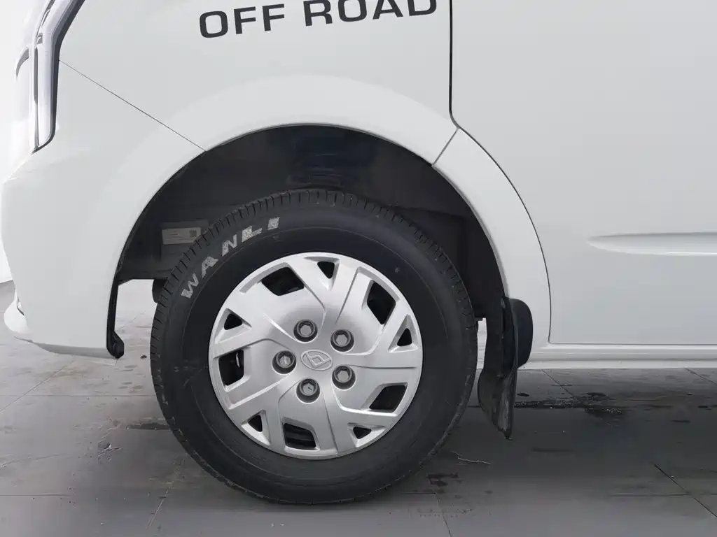 MAXUS V80 — миниатюра 17