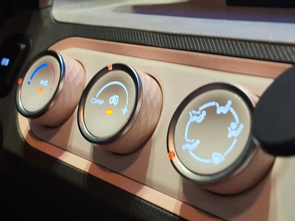 Wuling MINIEV — миниатюра 19