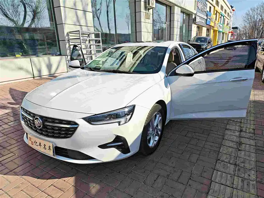 Buick Regal 2022