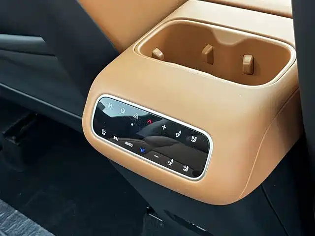 Leapmotor Leapmotor C16 — миниатюра 13