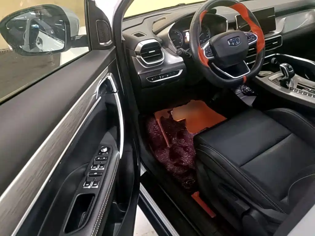 Geely Binyue — миниатюра 16