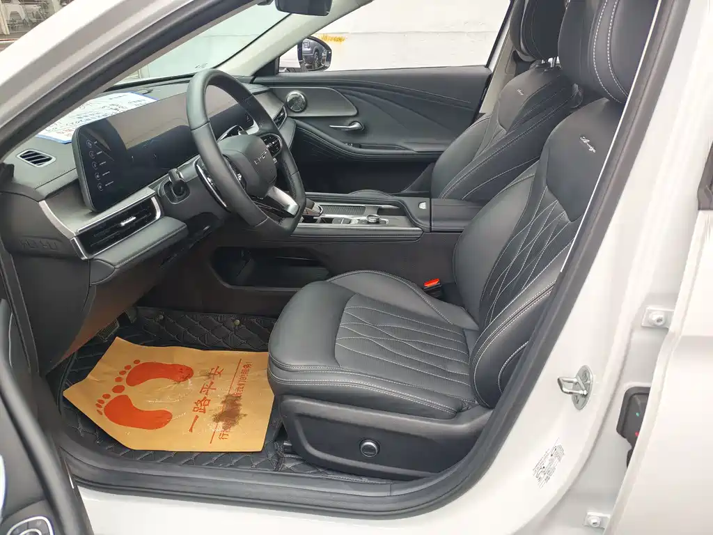 Chery Arrizo 8 8 2023 1.6T DCT
